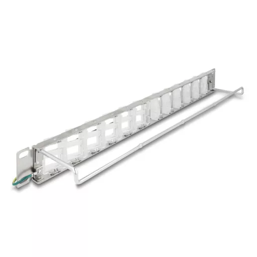 Delock 19  Keystone patch panel 24 dönthető porttal és húzásmentesítéssel (67066)