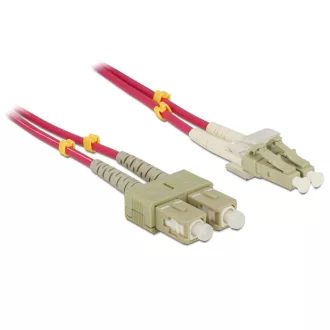 Delock OM4 optikai kábel, LC/SC csatlakozás, 3m (84682)